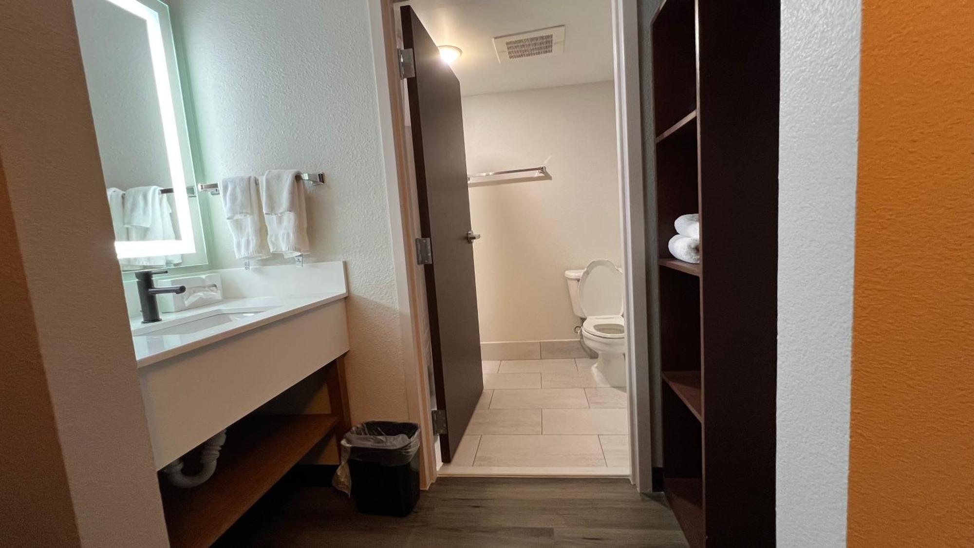 Country Inn & Suites By Radisson, Lsu - Medical Corridor Μπατόν Ρουζ Εξωτερικό φωτογραφία