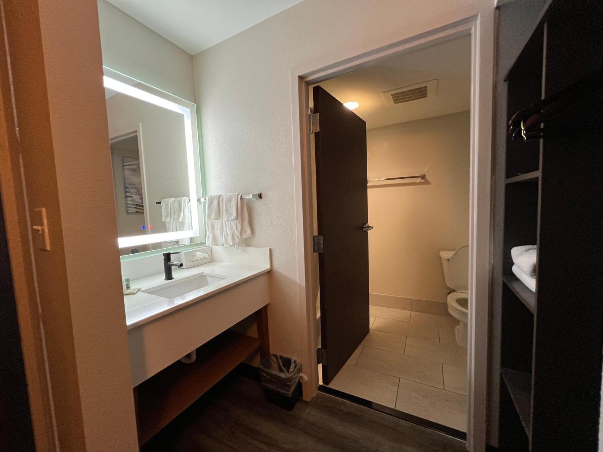 Country Inn & Suites By Radisson, Lsu - Medical Corridor Μπατόν Ρουζ Εξωτερικό φωτογραφία